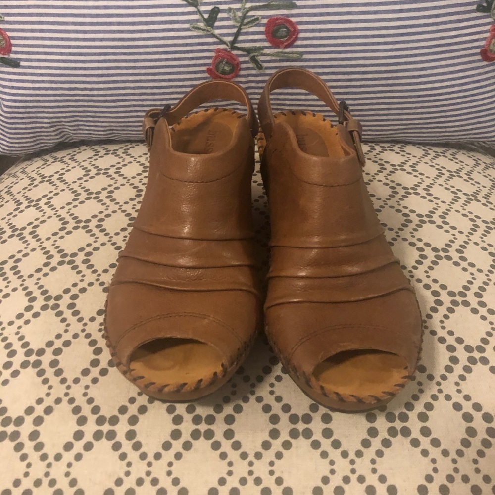 Brown leather wedge sandal